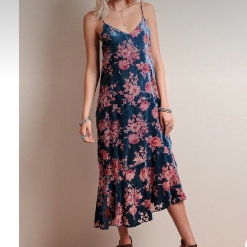 EUC Line & Dot Small Velvet & Sheer Lined Sheath Asymmetrical Dress